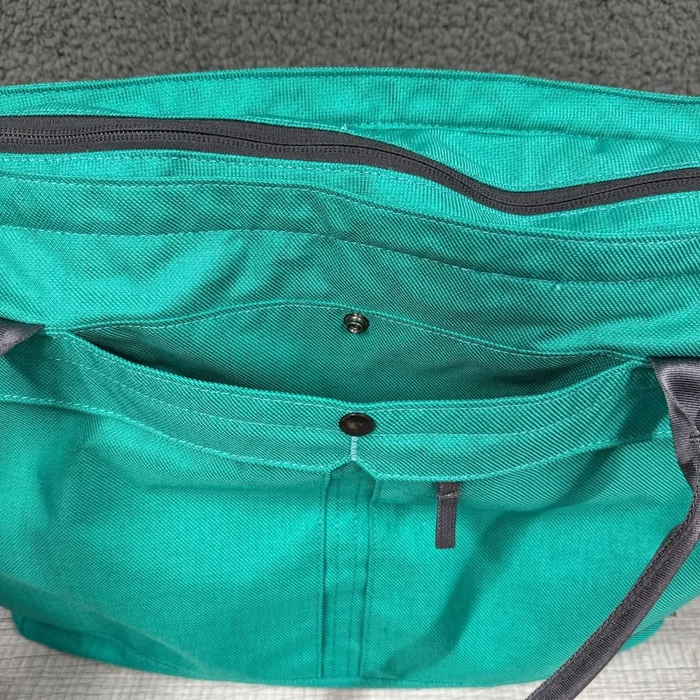 Patagonia Transport Tote 20L Green Laptop Bag Travel Briefcase Padded 49460‎